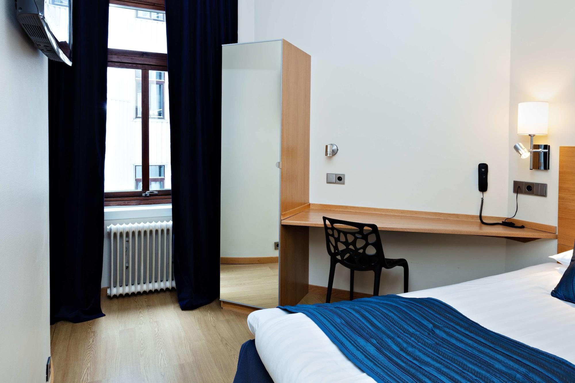 Center - Sure By Western Hotell 3*