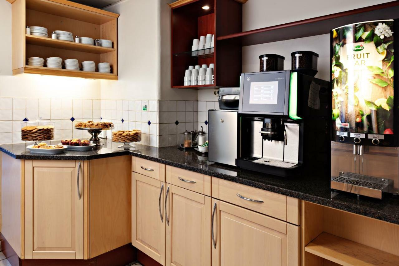 Hotell Center - Sure By Western 3*